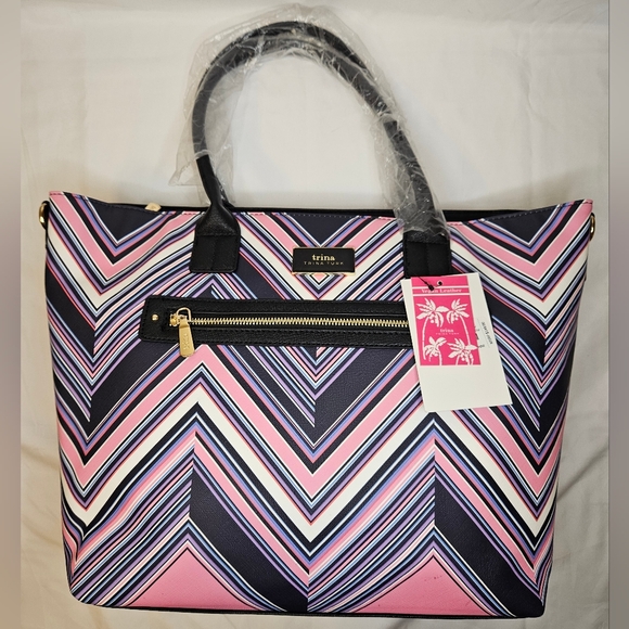 Trina Turk Pink and Black Chevron Tote Bag NWT - Picture 1 of 7